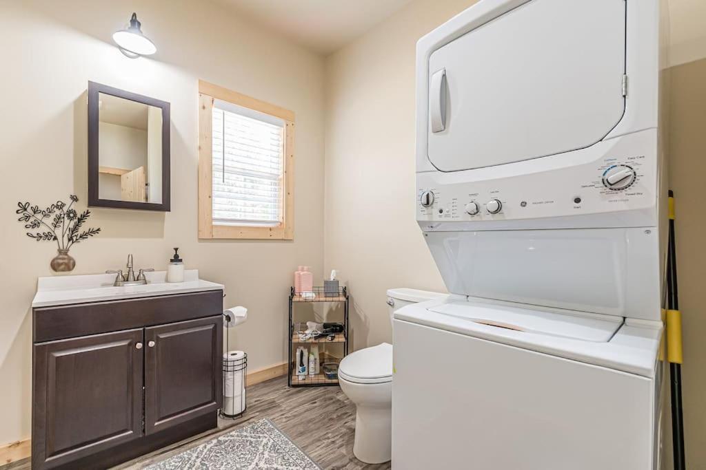 Roost Retreat Villa Dahlonega Bagian luar foto