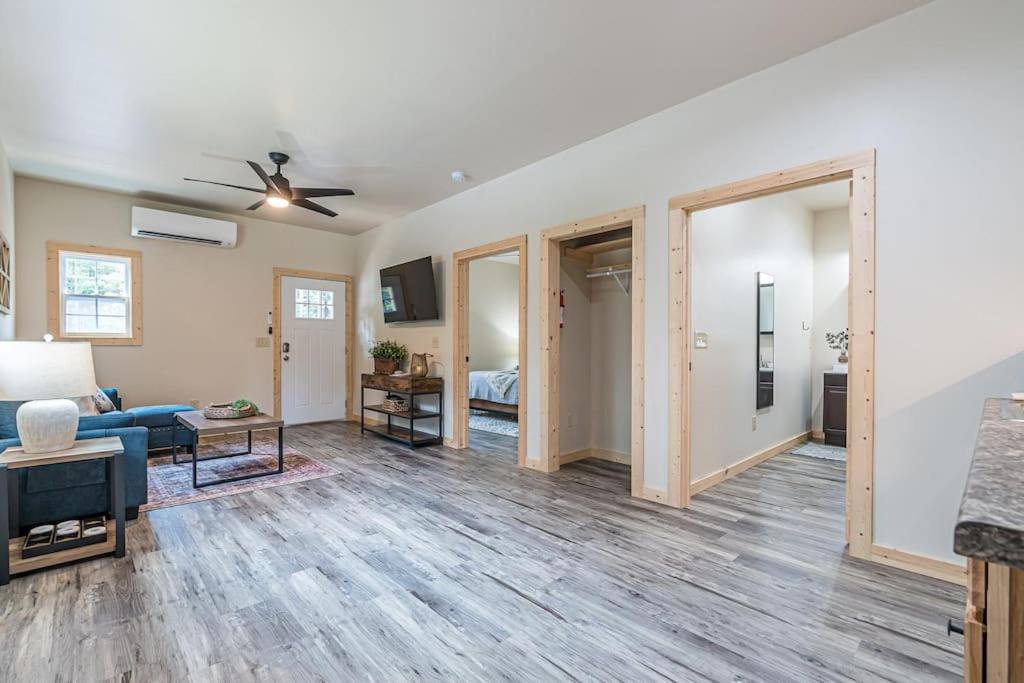 Roost Retreat Villa Dahlonega Bagian luar foto
