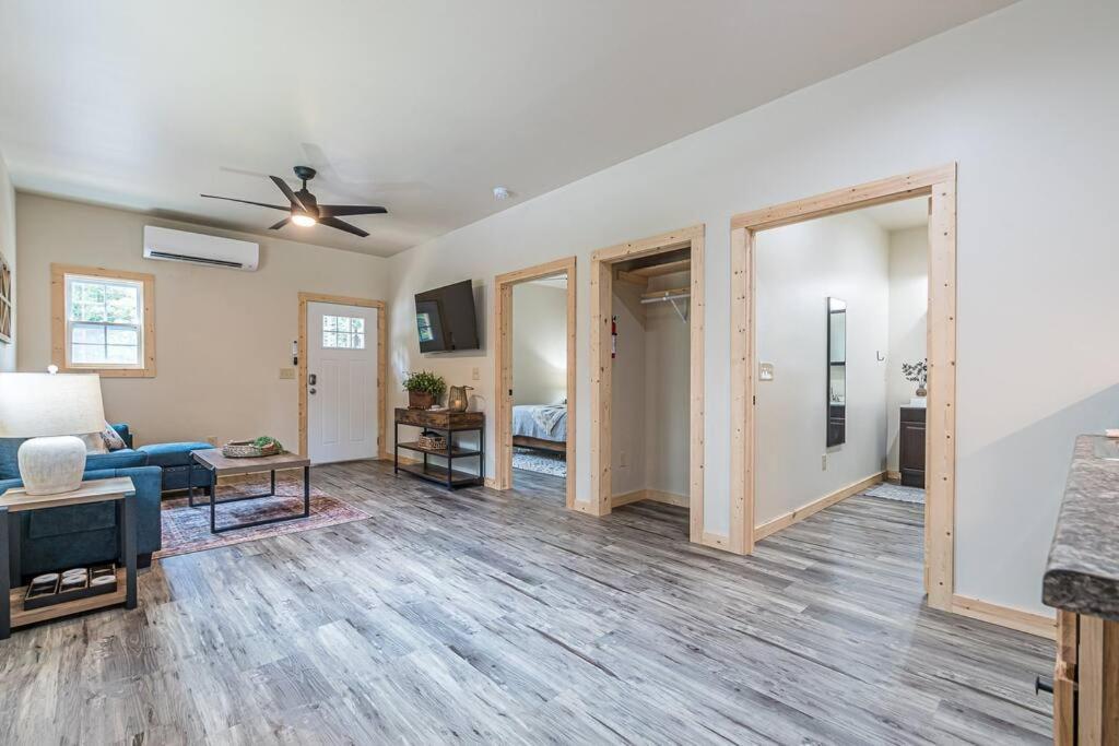 Roost Retreat Villa Dahlonega Bagian luar foto